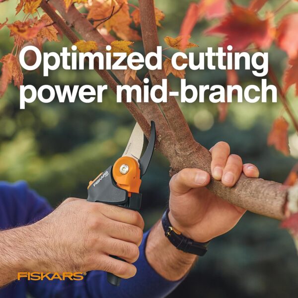 Fiskars Pruning Shears, Bypass Pruner that Cuts Through Stems - Image 3