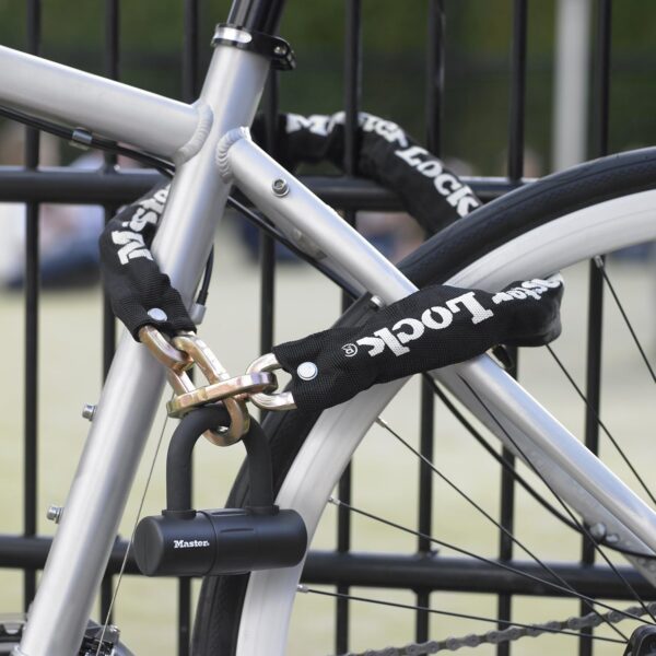 Master Lock Black Outdoor Hardened Steel Link Chain with Mini U-Lock - Image 3